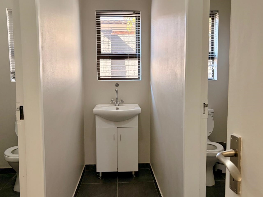 3 Bedroom Property for Sale in Dan Pienaar Free State